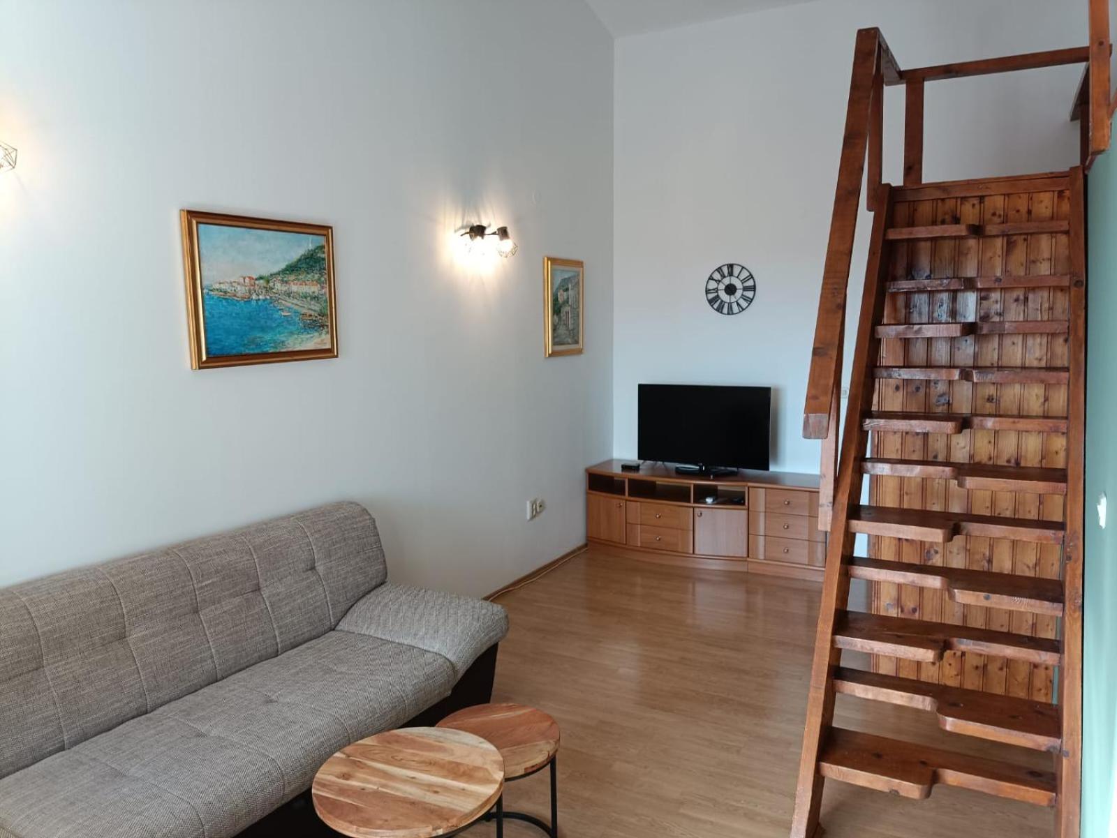 Apartmani Miki Podgora Exterior photo